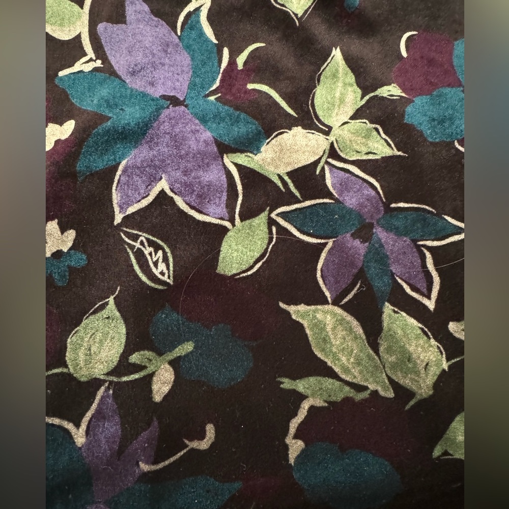 Hillard & Hanson Floral Velvet Tank Top Size M - Picture 7 of 7